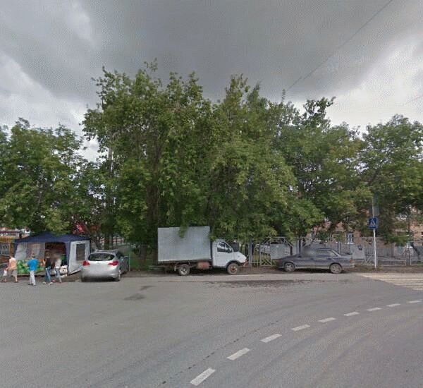 Банкомат Уралтрансбанка по адресу ул. Мельничная, д. 8/1, касса банка