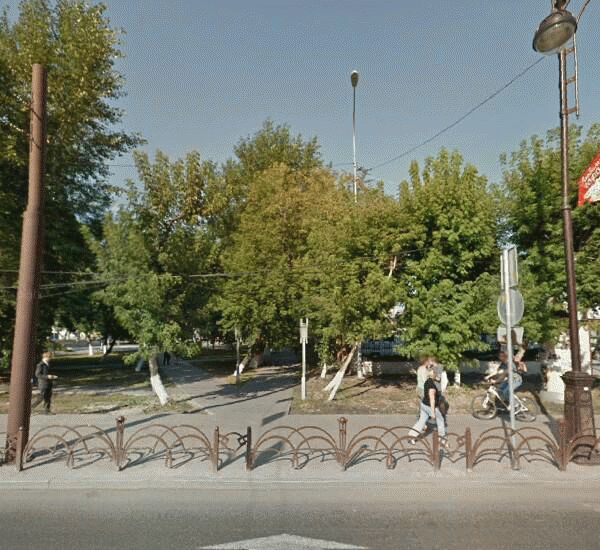 Банкомат Газпромбанка по адресу ул. Республики, д. 86, оф. банка