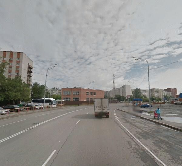 Банкомат Ханты-Мансийского Банка по адресу  ул. Олимпийская, д. 10/2, ТЦ «На Олимпийской»