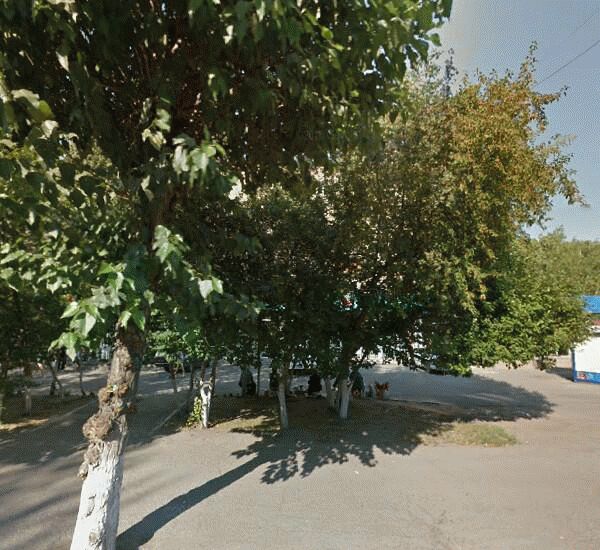 Банкомат Ханты-Мансийского Банка по адресу ул. Республики, д. 163, аптека «Добрый лекарь»