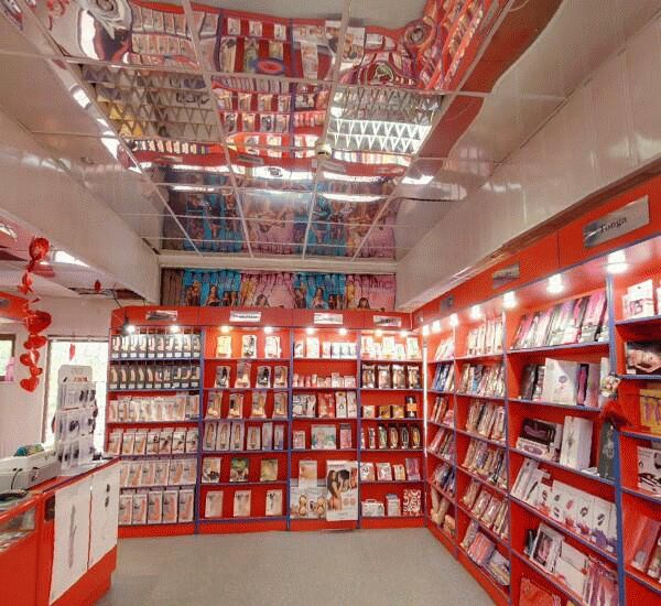 Банкомат Запсибкомбанка по адресу ул. Республики,  д. 200а