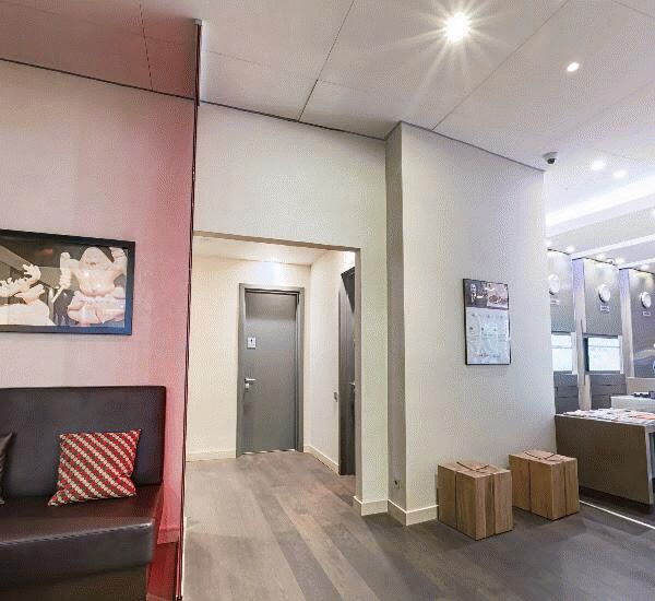 Банкомат Запсибкомбанка по адресу ул. 50 лет Октября,  д. 14