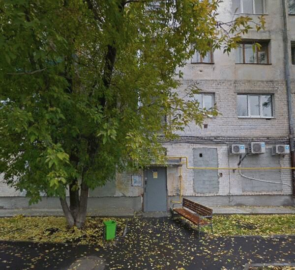 Банкомат Сбербанка России по адресу ул. Республики,  174/1